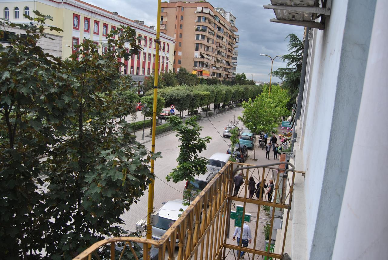 Hotel Republika Tirana Exterior photo